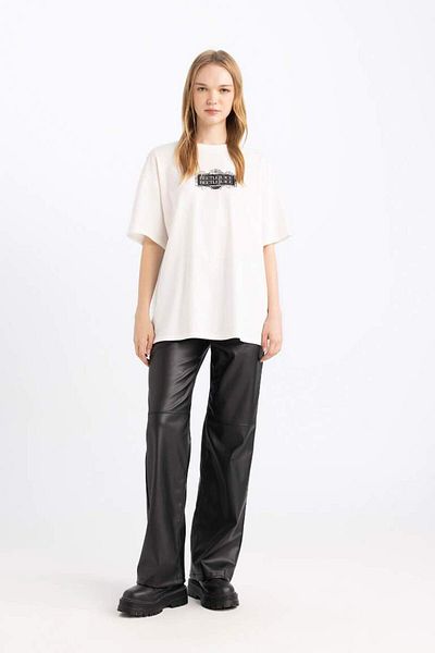 DeFacto New Season Coool Beetlejuice Oversize Wide Fit Crew Neck Printed Short Sleeve