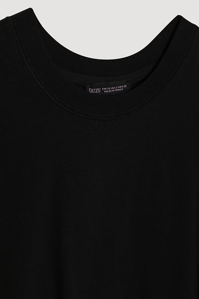 Quzu Tricou de bază oversize negru