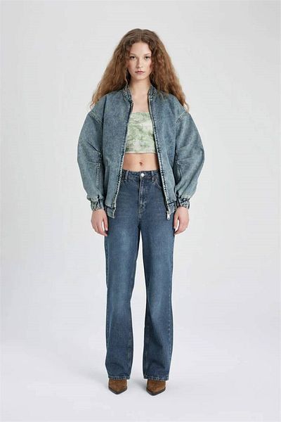 DeFacto Jachetă bomber de jeans cu potrivire largă supradimensionată, cu rever, cu fermoar, buzunar dublu C1508ax24sm