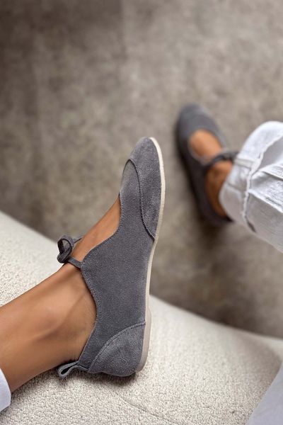 NİŞANTAŞI SHOES Balerini de damă Tokyo Stone Grey din piele intoarsa autentica cu o singura curea cu talpa plata