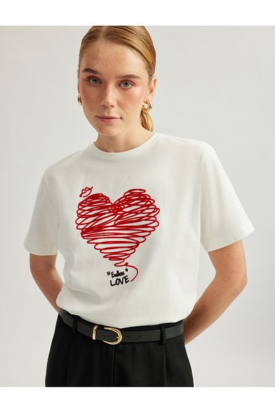 Koton Cotton Short Sleeve Crew Neck Heart Printed T-Shirt