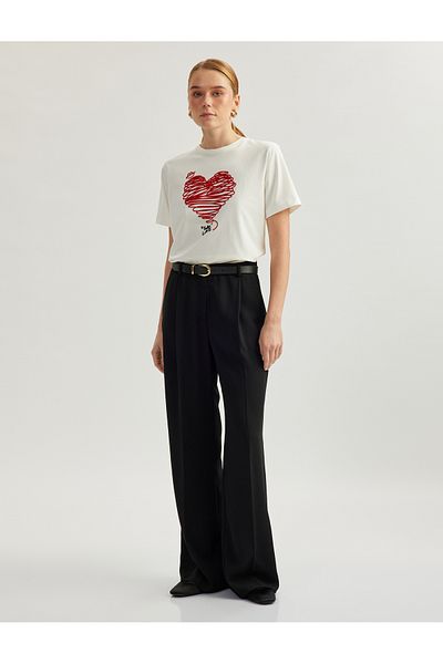 Koton Cotton Short Sleeve Crew Neck Heart Printed T-Shirt