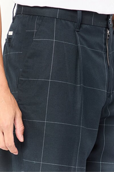 Armani Exchange Men Regular Fit Windowpane Chino Pants, Navy