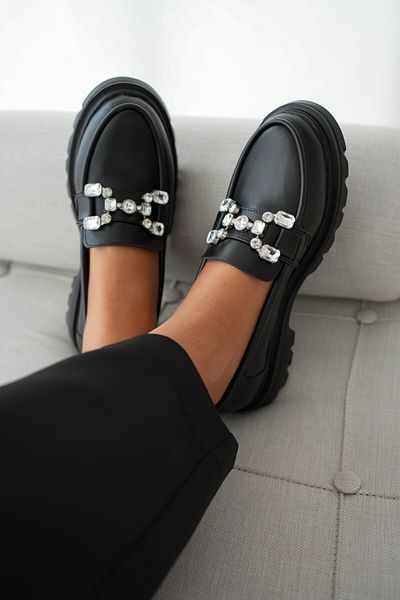selinshoes Sare Low-Sole Stone Detailed Women's Loafer - Black
