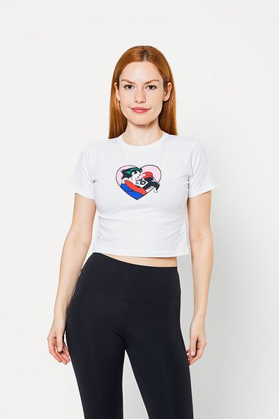 Sekizbiraltı Τζόκερ & Harley εμπριμέ λευκό Crop Top