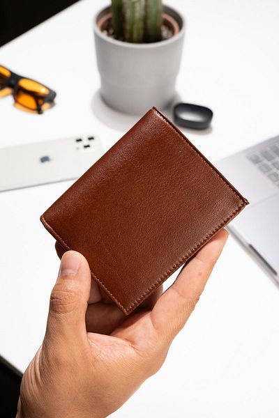 Newish Polo Мъжки кафяв портфейл от естествена кожа и поставка за карти