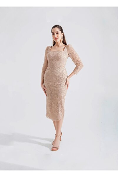 MAKKASMODA GOLD RENK YARIM KOL KARE YAKA SİMLİ KALEM ABİYE ELBİSE