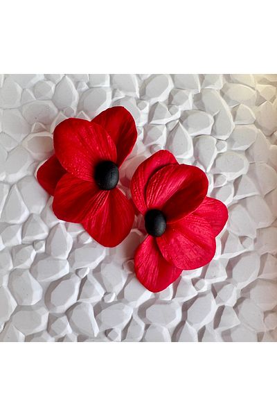 ACCESSORY Red Half Black Detail Flower Polymer Clay Earrings