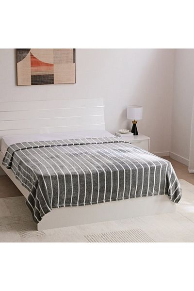 Home Box Linoa YD Stripe Queen Blanket 200x220 cm