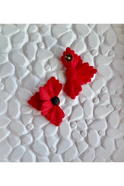 ACCESSORY Red Black Detail Polymer Clay Flower Earrings