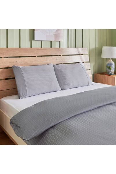 Home Box Ferum 3-Piece Striped Microfibre Twin Duvet and Quilt Cover Set 150x220 cm