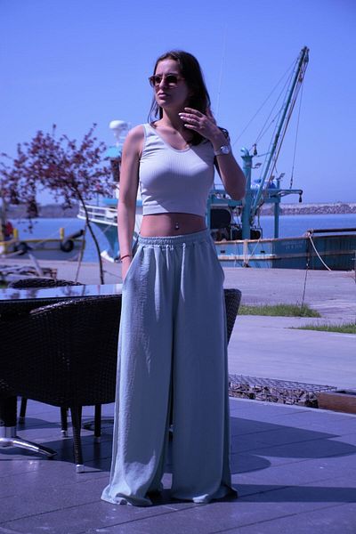 Pasaklı Giyim Pantaloni de vară supradimensionați pentru femei Aqua Green Mint - Talie elastică, două buzunare, picioare largi