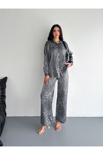 sportiness Shiny Leopard Print Flush Satin Fabric Shirt Suit
