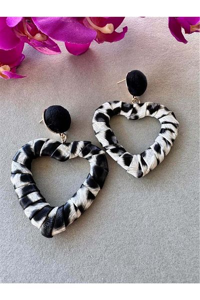 Pelin Aksesuar Black Leopard Heart Earrings