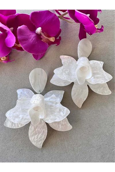 Pelin Aksesuar White Plexi Extra Large Flower Earrings