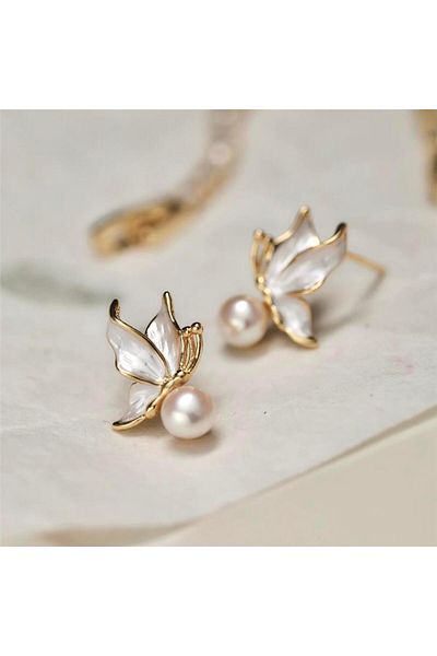 Pelin Aksesuar Mini Butterfly Earrings with White Pearls