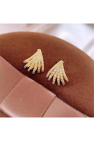 Pelin Aksesuar Gold Triangle Crystal Hoop Earrings