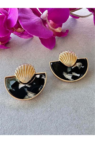 Pelin Aksesuar Black Variegated Stone Mussel Earrings