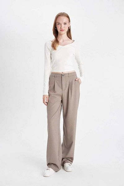DeFacto High Waist Wide Leg Classic Pants - Double Pockets, Straight Cut D4360Ax24Au