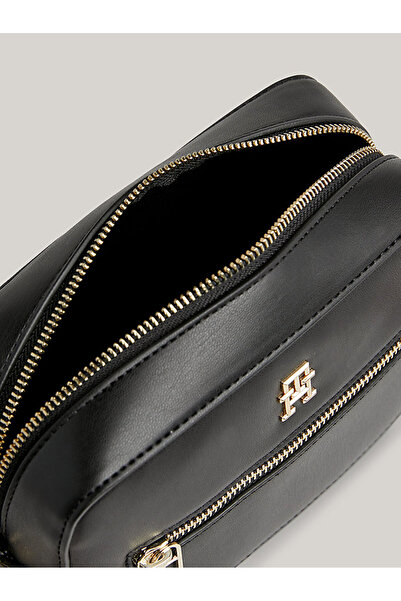 Tommy Hilfiger Kadın Camera Bag - Ayarlanabilir Omuz Askılı Şık Ve Gündelik Kullanım Çantası - Siyah