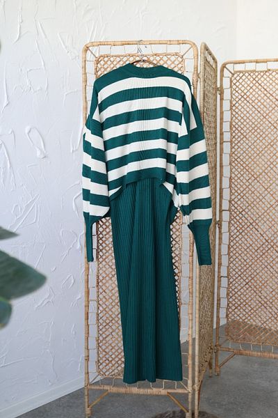 Poliyance Estela Green Sweater Suit