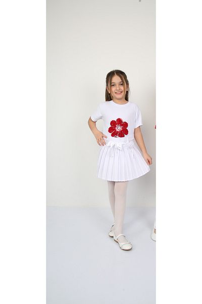 Ümiteks world of clothes April 23 Show White Pleated Skirt and Red Daisy Badi Set for Girls - Bottom and Top Set