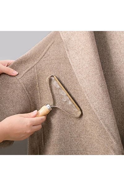 Vivien Home Clothes Lint and Fluff Collector Iron