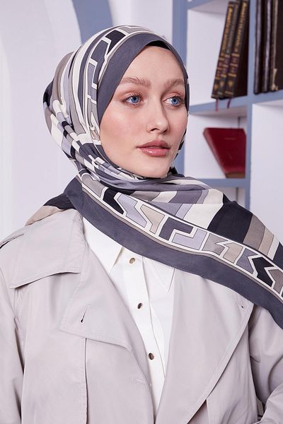 Levidor شال ملكي بنمط هندسي رمادي