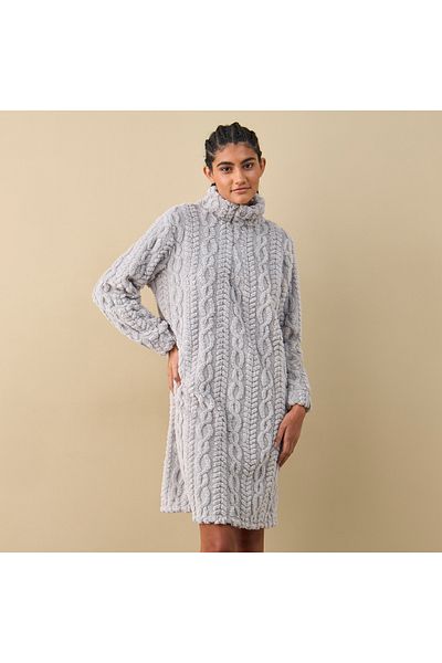 FAV Textured Long Sleeves Sleepshirt with Half Zip Closure