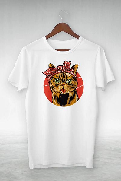 Frisson Unisex Black Ornamental Green Eye Cat T-shirt