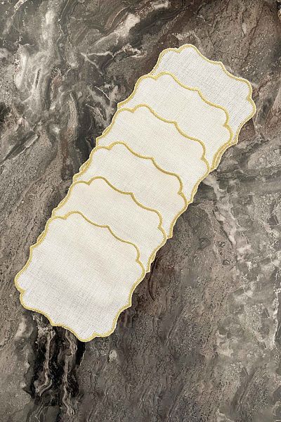 Uğur Home Ev Tekstili Etamin Embroidered Presentation Napkin 15X15Cm Gold Edged Glitter 6 Pieces