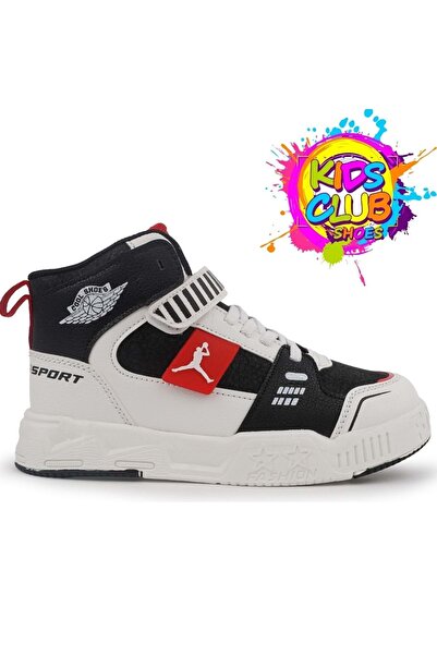 Kids Club Shoes حذاء رياضي خفيف الوزن للأطفال باللون الأحمر