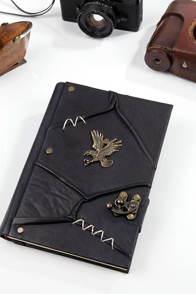 GUETTA Handmade Genuine Leather Daily Memory Book