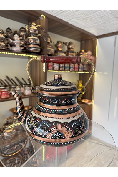 Home Nostalji Çaydanlık - Demlik Üstten Kulplu Işlemeli Gerçek Bakır 8 Kişilik El Yapımı Kalaylı Siyah