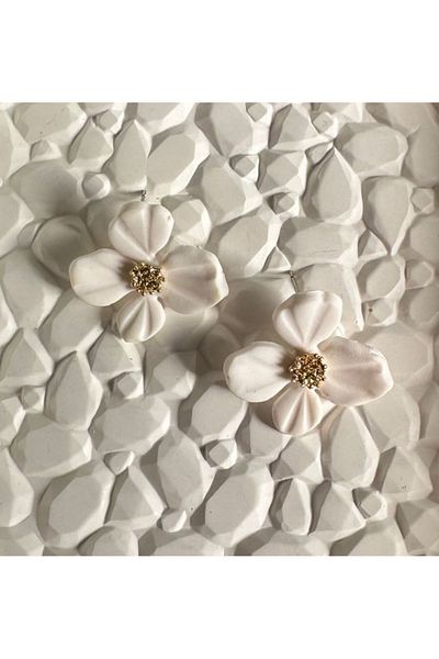 ACCESSORY White Gold Detail Flower Earrings Polymer Clay Earrings