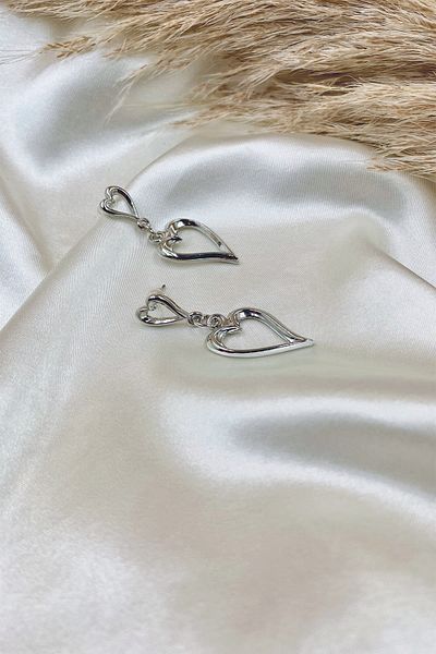 Eylülün Takısı Silver Color Dangle Heart Earrings