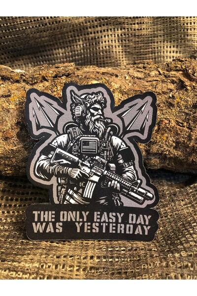 The Only Easy Day Patch/Peç/Arma (9 x 7,5cm)