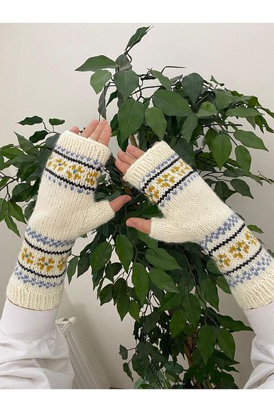 MESKSTORE Hand Knitted Adult Gloves Are Suitable for Size S to Size L