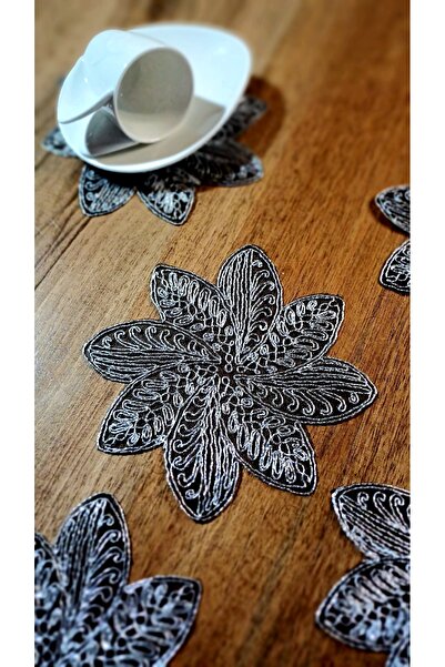 Neweste Set of 6 Coffee Color Presenter - Cocktail Napkin and Guipure Tray Cover