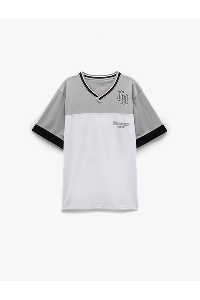 Koton Αθλητικό μπλουζάκι με εμπριμέ κοντό μανίκι με λαιμόκοψη V με λαιμόκοψη