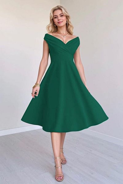 Trendyol Collection Smaragdgrünes, gewebtes Midikleid in A-Linie TPRAW25EL00183
