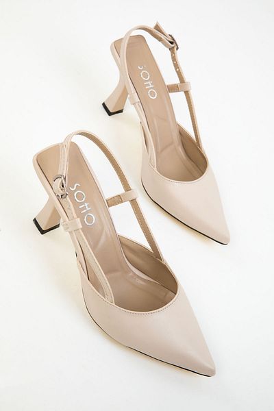 SOHO Beigefarbene klassische Damenschuhe mit Absatz 20256