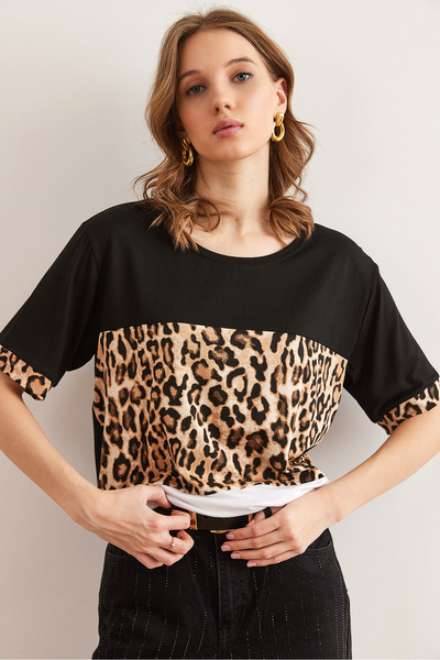 Olalook Women's Black and White Leopard Print Viscose T-Shirt - Tsh- 19000835