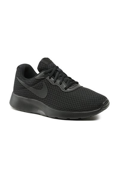 Nike Tanjun