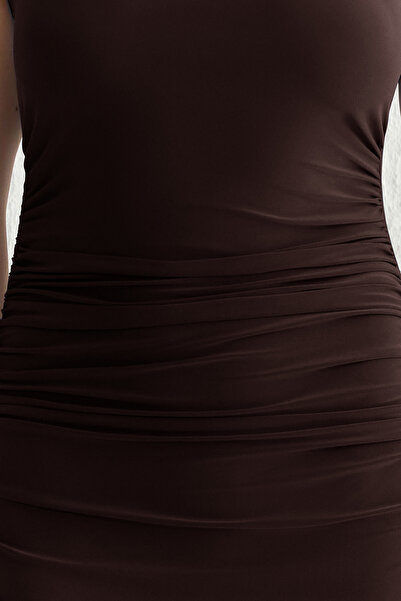 Trendyol Collection Hnědé volány s volánky Pletené midi šaty - Stylové noční šaty s podšívkou