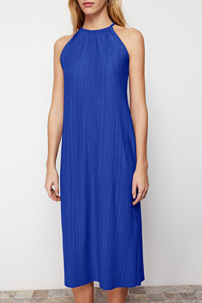 Trendyol Collection Pletené šaty Saks Midi – rovný nulový rukáv, Twoss23El00752