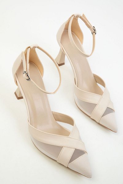 SOHO Beigefarbene klassische Damenschuhe mit Absatz 20303