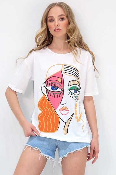 Trend Alaçatı Stili Ecrufarbene Bluse mit Rundhalsausschnitt und Stickereien für Damen ALC-X11841