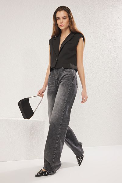 Trendyol Collection Anthrazitfarbene Jeans mit hoher Taille und weitem Bein TWOSS25JE00172