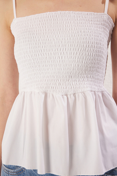 Trendyol Collection Ecru Cotton Poplin Fitted Detailed Strap Guipes Stretchy Knitted Blouse Twoss24Bz00393